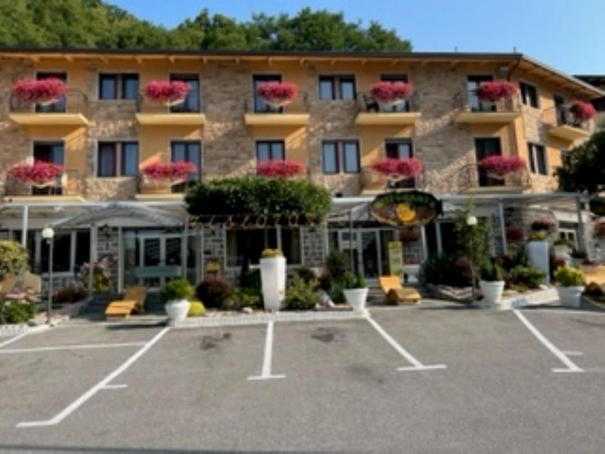 Hotel Iscla Edolo Bagian luar foto